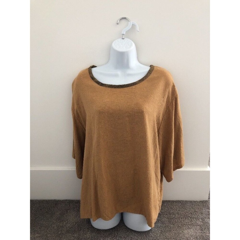 Donna Jessica Yellow/Mustard Patterned Top/Shirt   NWT DJ21